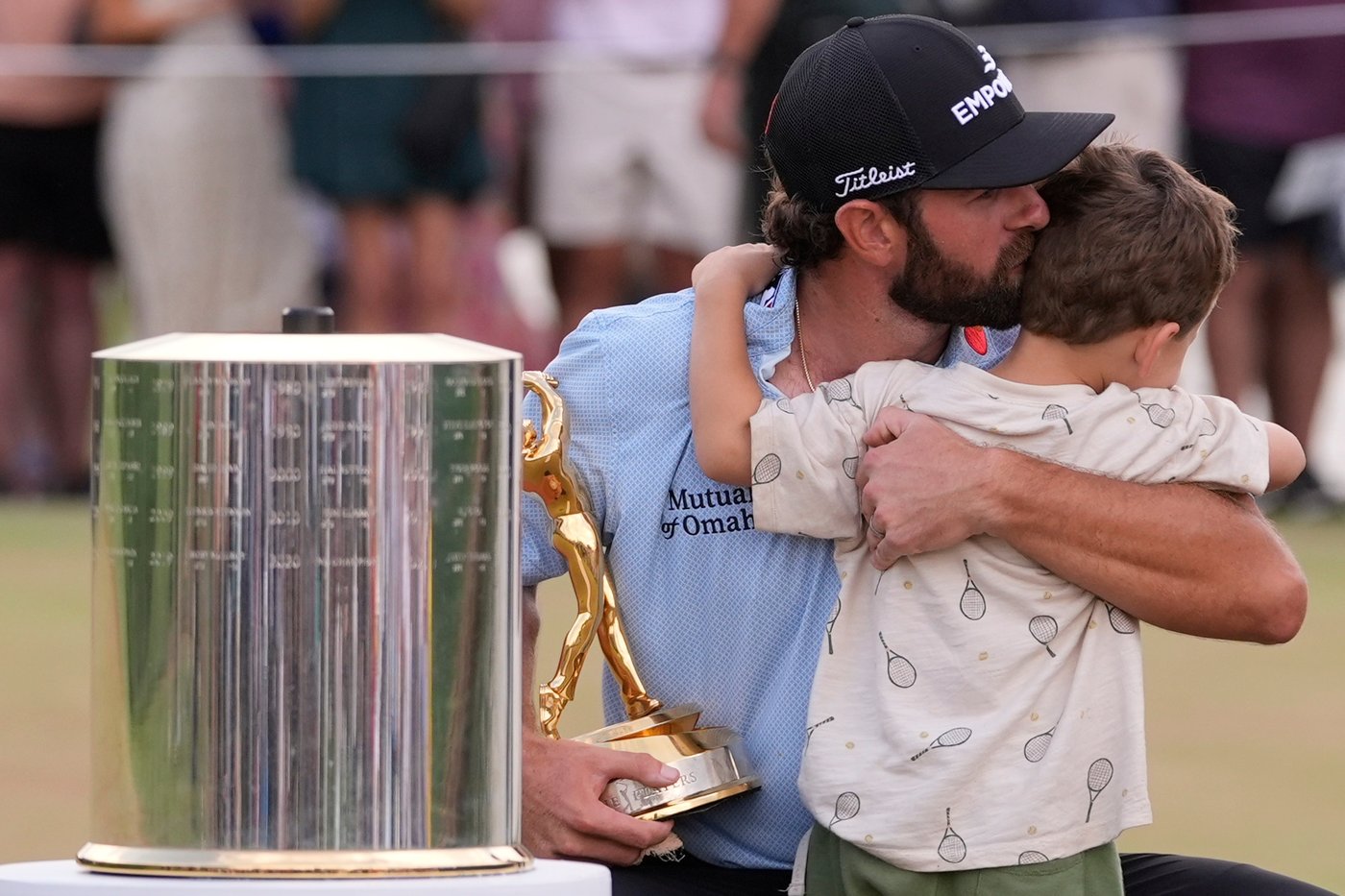 Cameron Young is clutch on the island green and rallies to win The Players Championship | iNFOnews.ca Cameron Young is clutch on the island green and rallies to win The Players Championship | iNFOnews.ca