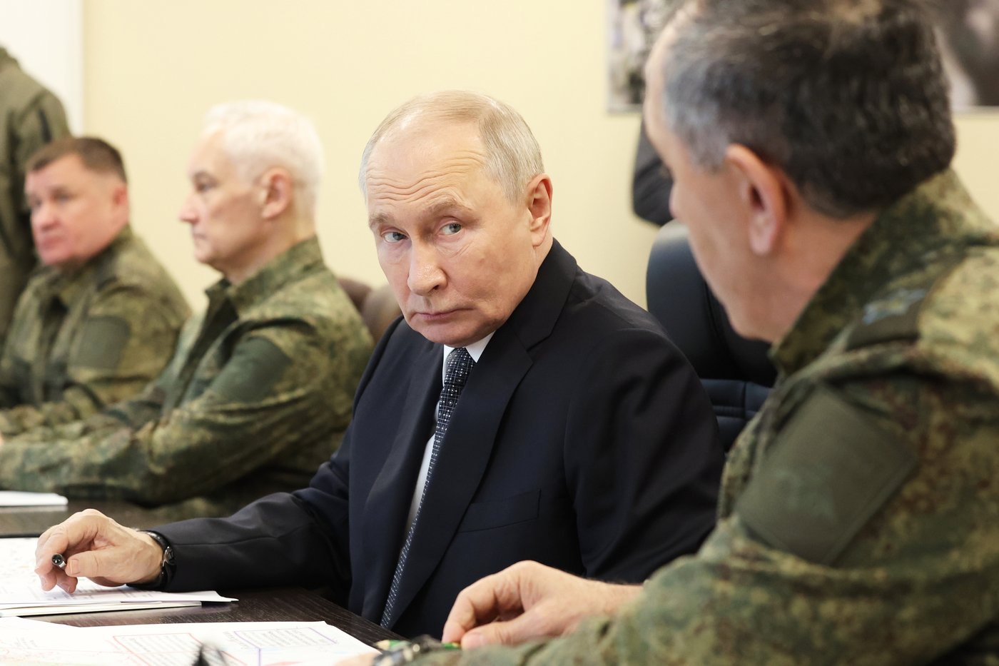 Putin observes military drills in the Urals involving troops from China and other nations | iNFOnews.ca