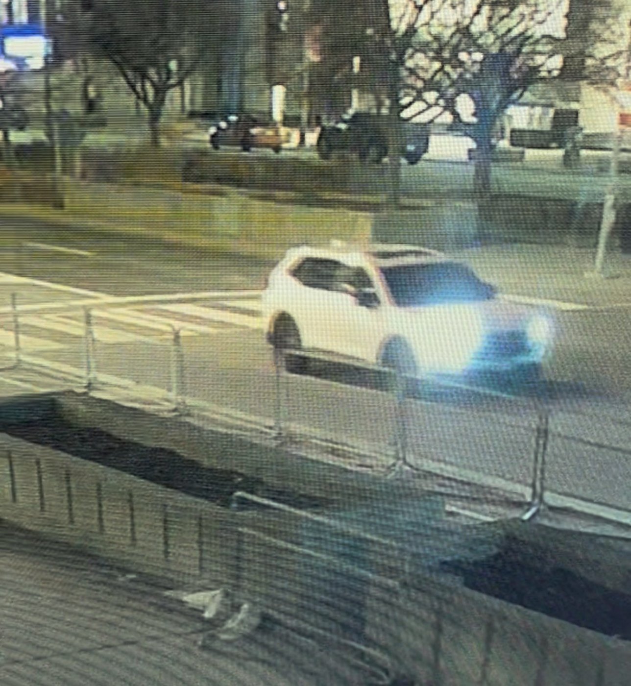 Police search for two suspects after U.S. consulate in Toronto hit by gunfire | iNFOnews.ca