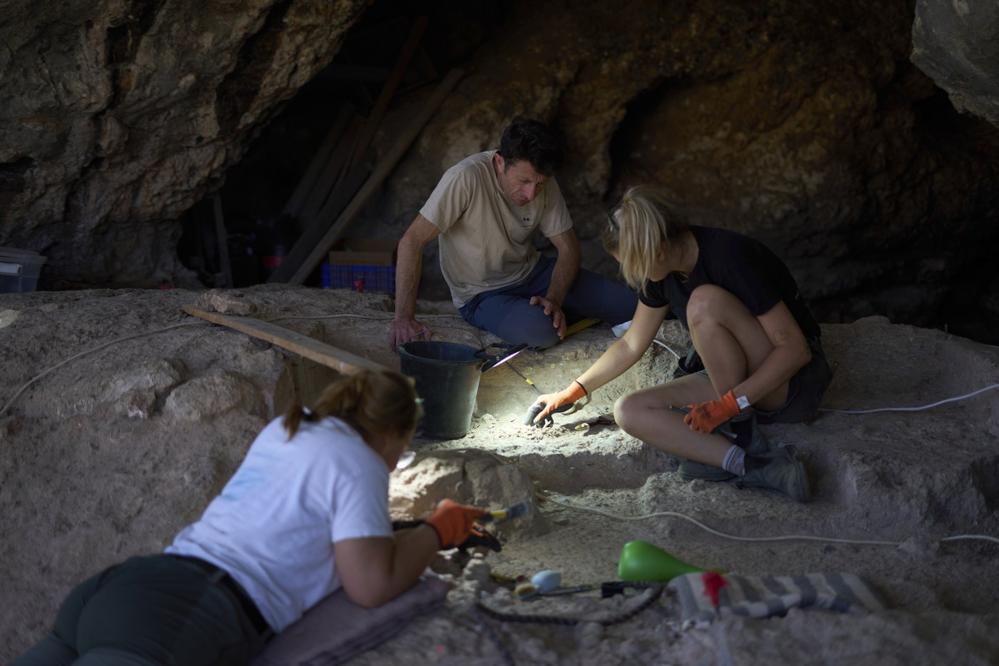 A 100,000-year-old burial site in Israel is changing what we know about early humans | iNFOnews.ca A 100,000-year-old burial site in Israel is changing what we know about early humans | iNFOnews.ca