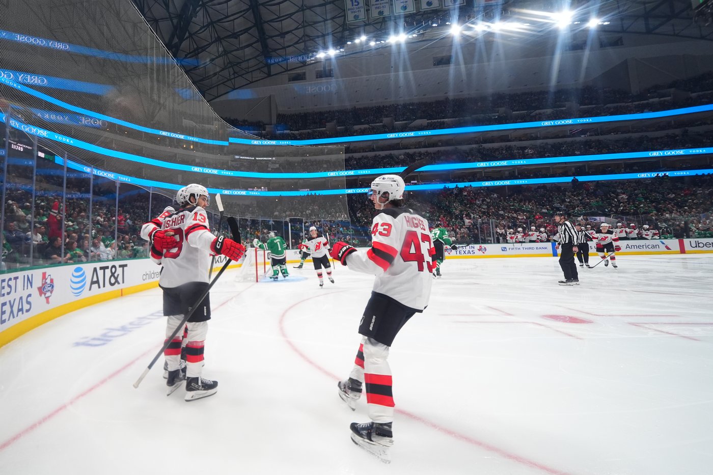 Hellebuyck earns win in Devils debut as New Jersey beats Dallas 5-1 | iNFOnews.ca Hellebuyck earns win in Devils debut as New Jersey beats Dallas 5-1 | iNFOnews.ca