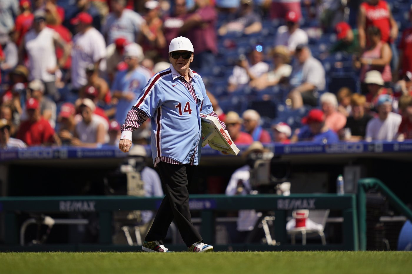 Pete Rose, baseball’s banned hits leader, has died at 83 | iNFOnews.ca
