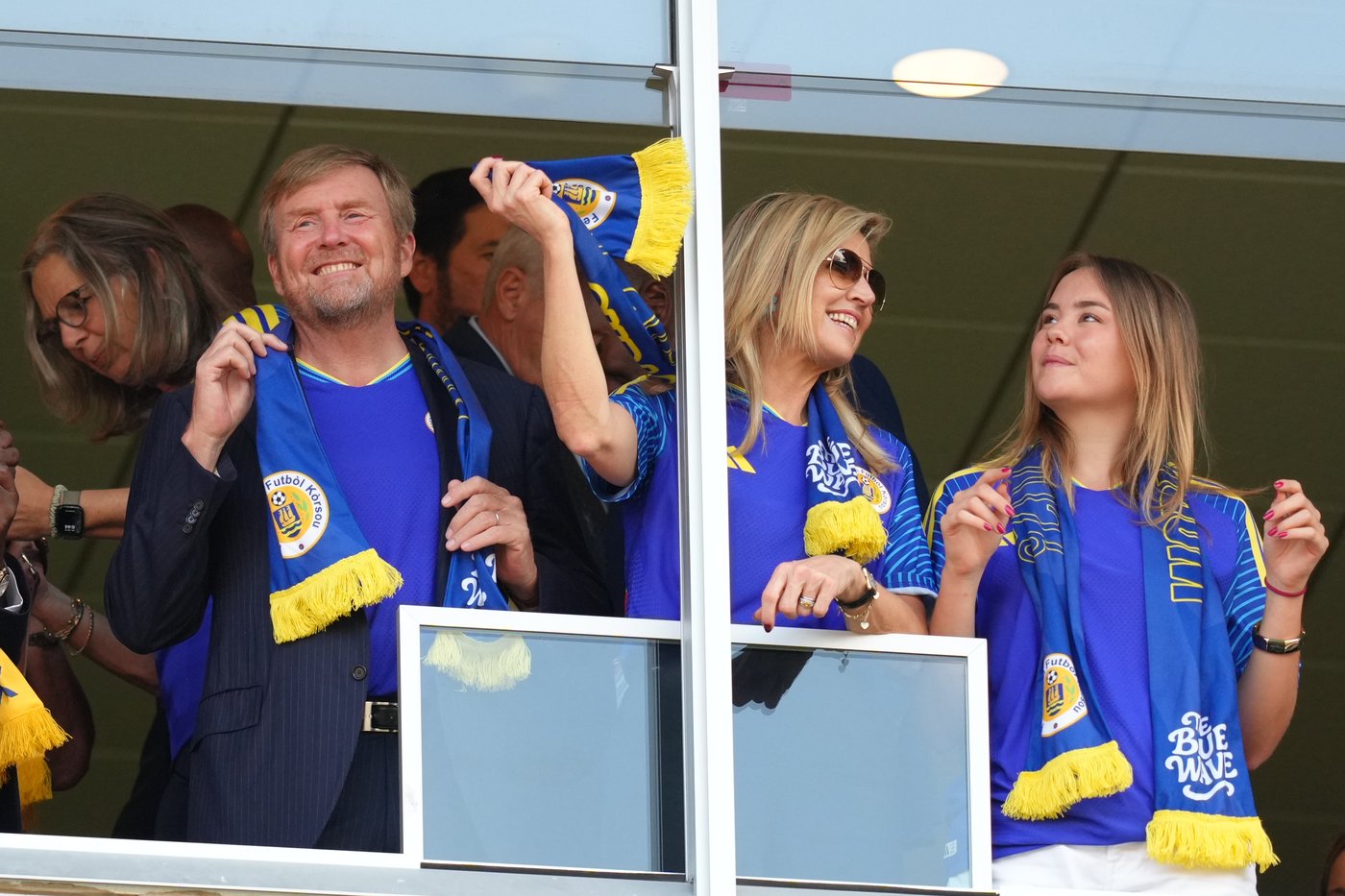 Dutch royals swap orange for blue as they cheer for the Netherlands, then Curaçao at the World Cup | iNFOnews.ca Dutch royals swap orange for blue as they cheer for the Netherlands, then Curaçao at the World Cup | iNFOnews.ca