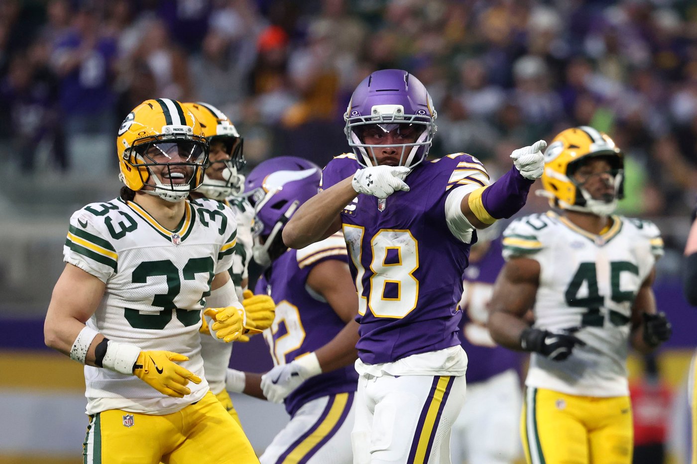 Vikings cruise past resting Packers 16-3 for 5th straight win as McCarthy exits again with injury | iNFOnews.ca