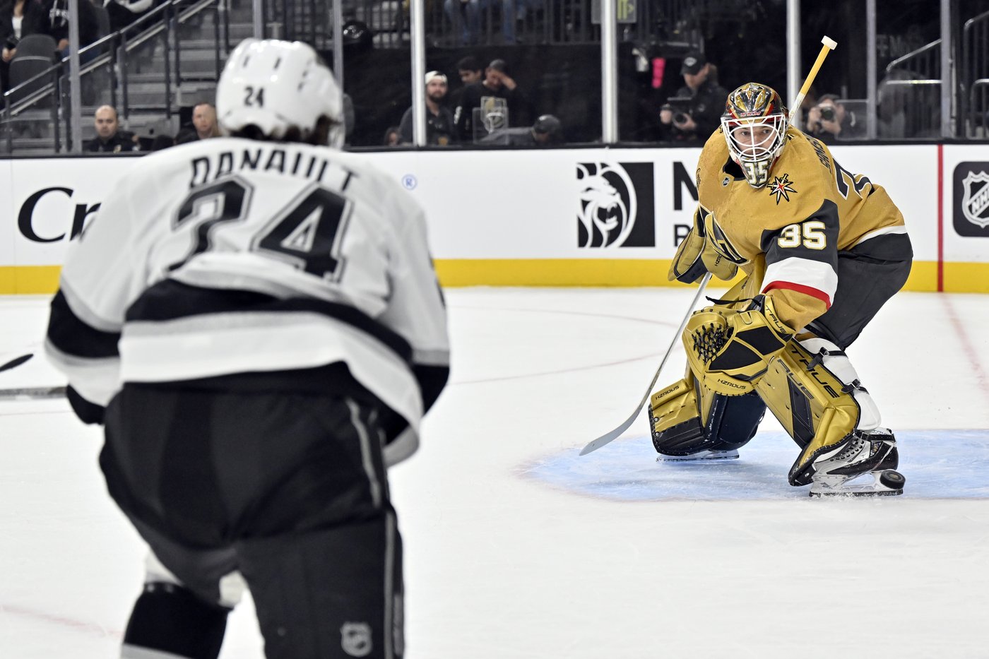 Hertl scores twice, Golden Knights snap three-game skid with 6-1 win over Kings | iNFOnews.ca