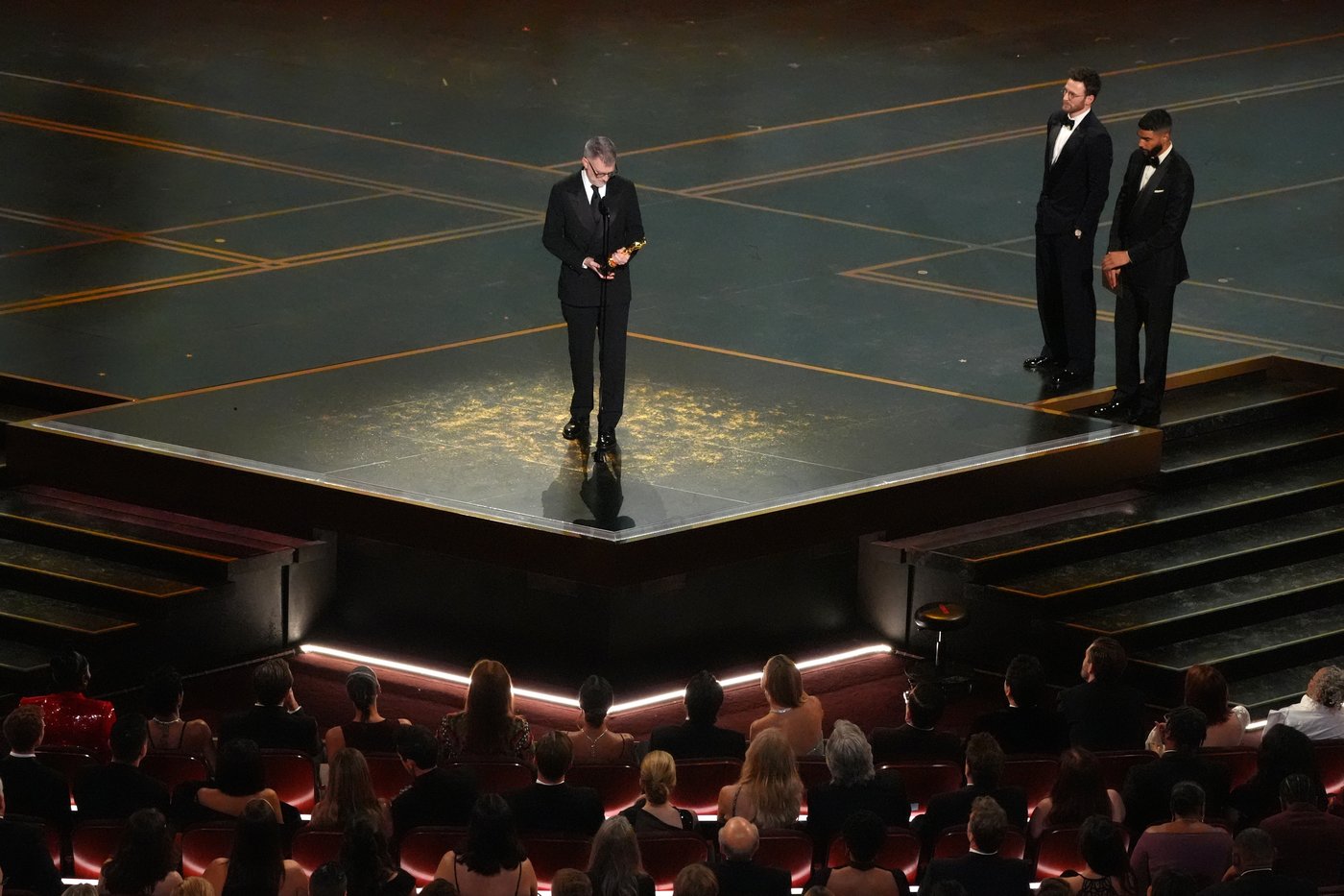 Paul Thomas Anderson wins best director Oscar for ‘One Battle After Another,' claiming 3 awards | iNFOnews.ca
