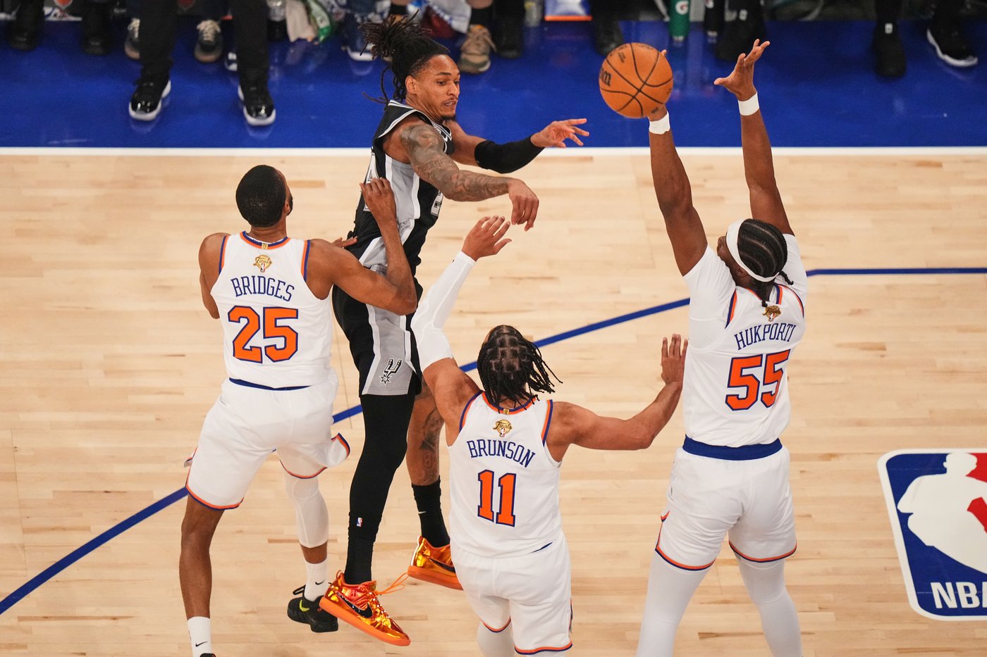 76ers agree to free-agent deals with former Knick Hukporti, Cavalier Wade, AP source says | iNFOnews.ca 76ers agree to free-agent deals with former Knick Hukporti, Cavalier Wade, AP source says | iNFOnews.ca
