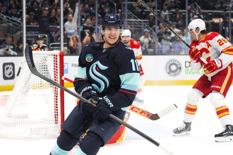 Samoskevich scores twice and Kraken beat Flames 6-1 in home opener as Calgary stays winless | iNFOnews.ca