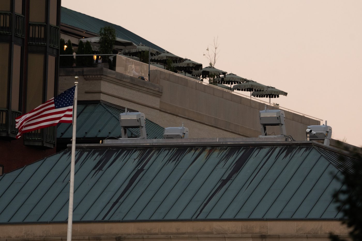 Trump says his ballroom will house a drone port. The Secret Service already has one next door | iNFOnews.ca Trump says his ballroom will house a drone port. The Secret Service already has one next door | iNFOnews.ca
