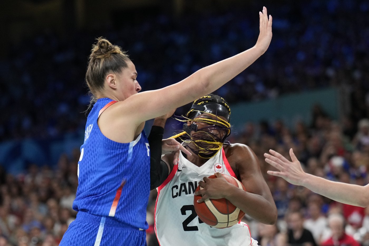 Canadian basketball player Aaliyah Edwards traded to Connecticut Sun | iNFOnews.ca Canadian basketball player Aaliyah Edwards traded to Connecticut Sun | iNFOnews.ca