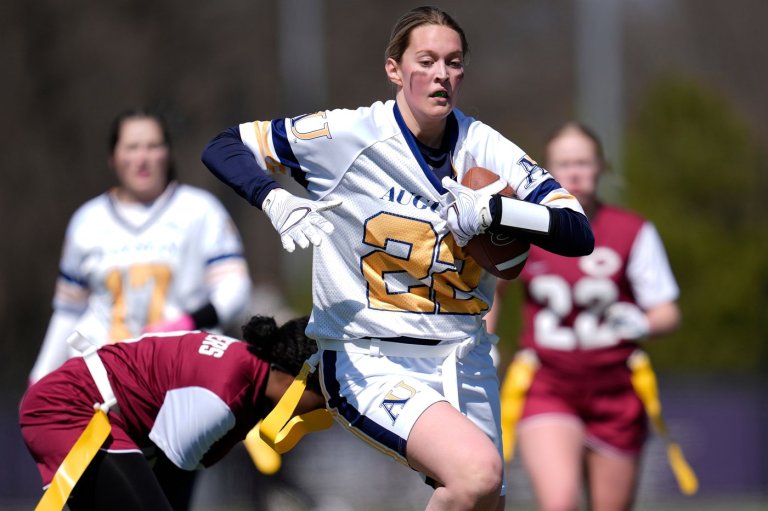 NFL to launch professional flag football leagues ahead of 2028 Los Angeles Olympics | iNFOnews.ca