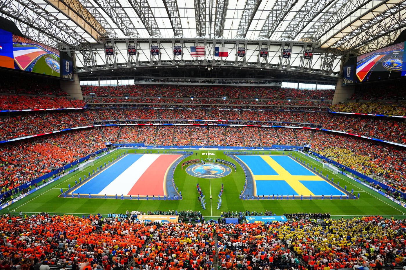 Netherlands and Sweden face off in Houston and other World Cup Day 10 highlights, in photos | iNFOnews.ca