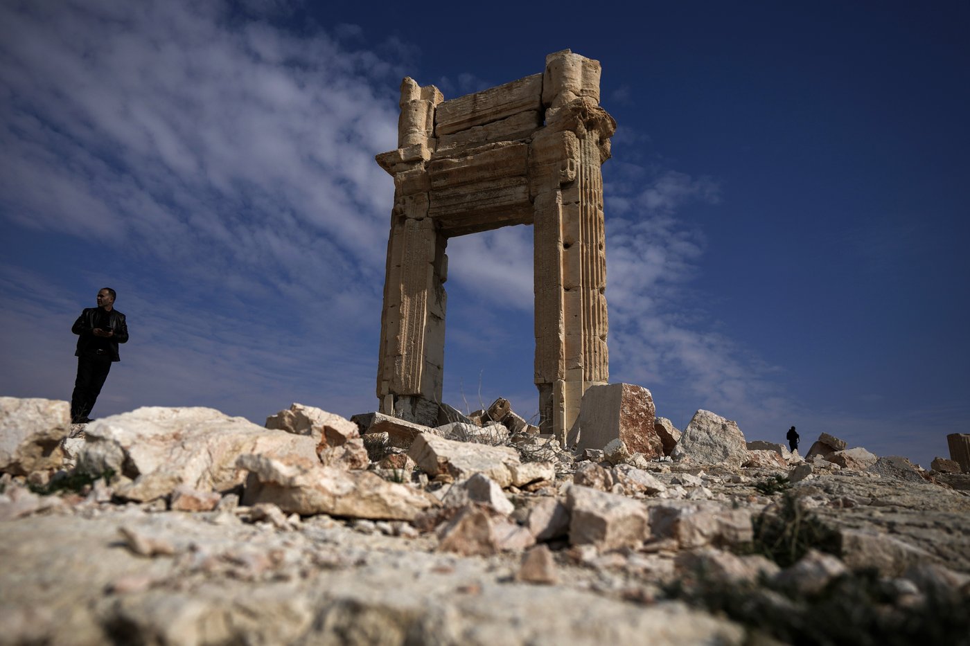 Experts push to restore Syria’s war-torn heritage sites, including renowned Roman ruins at Palmyra | iNFOnews.ca Experts push to restore Syria’s war-torn heritage sites, including renowned Roman ruins at Palmyra | iNFOnews.ca