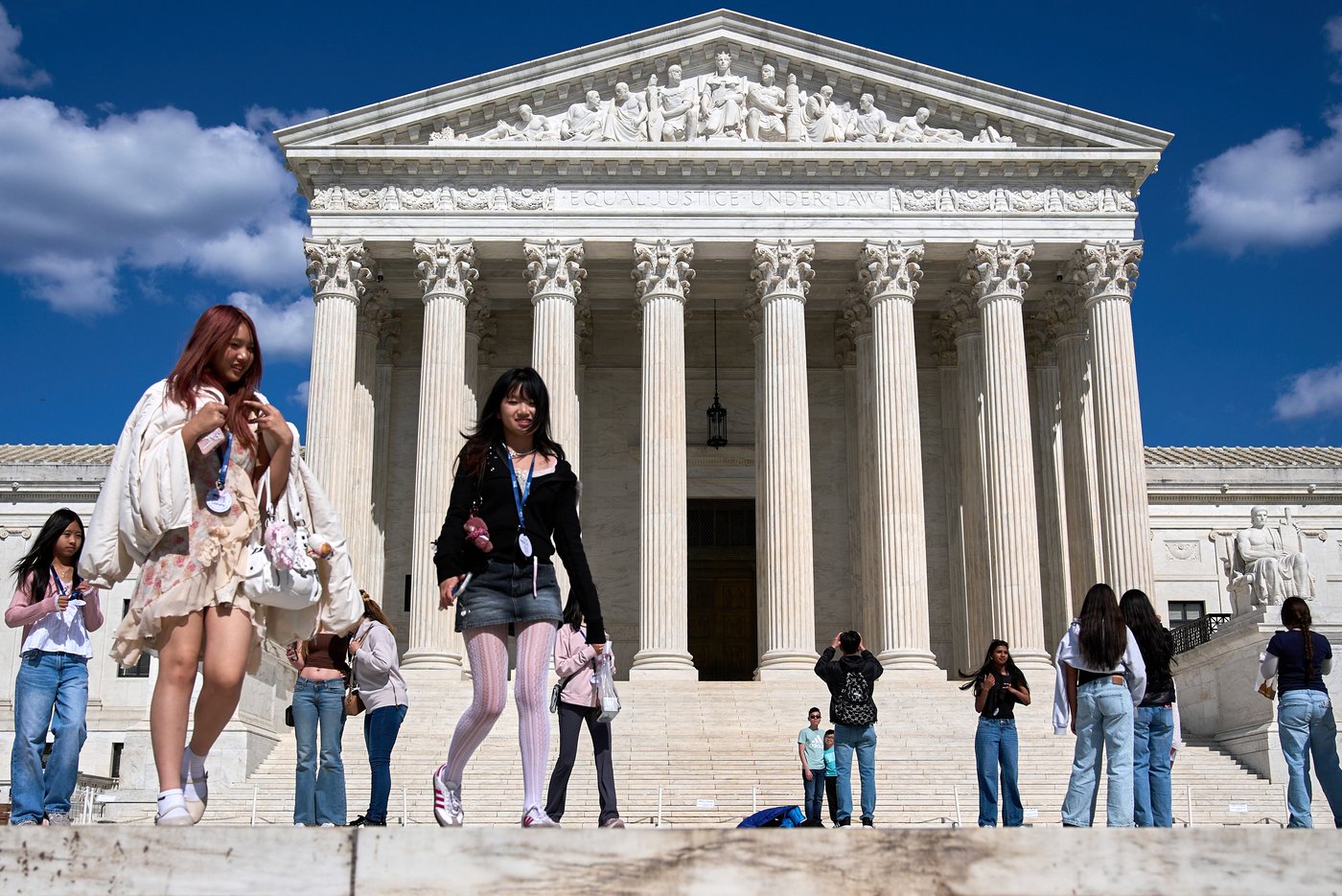 Supreme Court halts order for Alabama to use US House map with 2 largely Black districts | iNFOnews.ca
