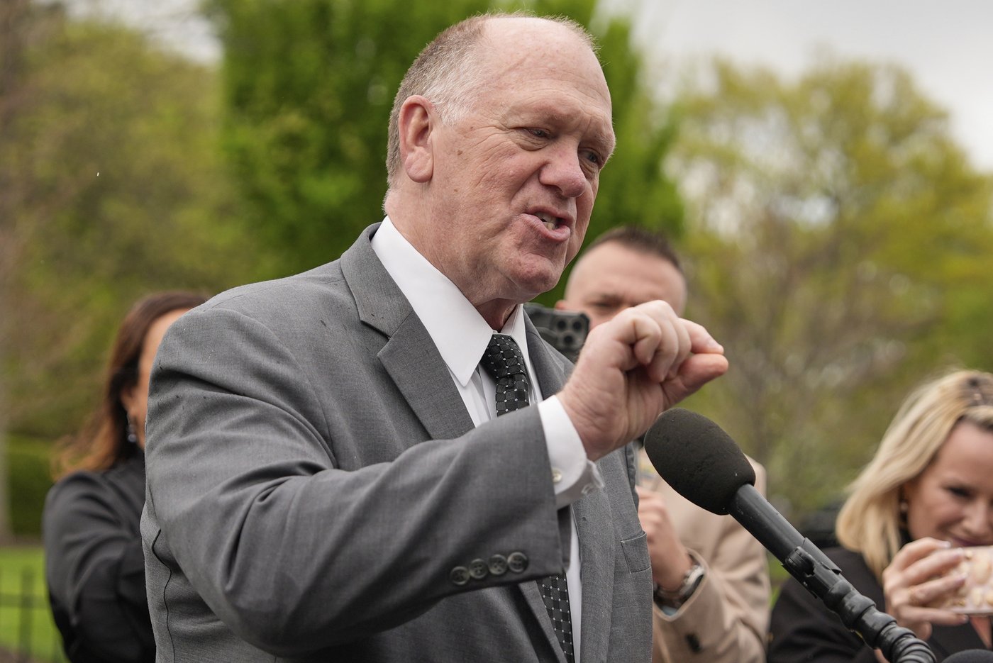 NYC mayor and Trump border czar tout charges against 27 people in Tren de Aragua case | iNFOnews.ca NYC mayor and Trump border czar tout charges against 27 people in Tren de Aragua case | iNFOnews.ca
