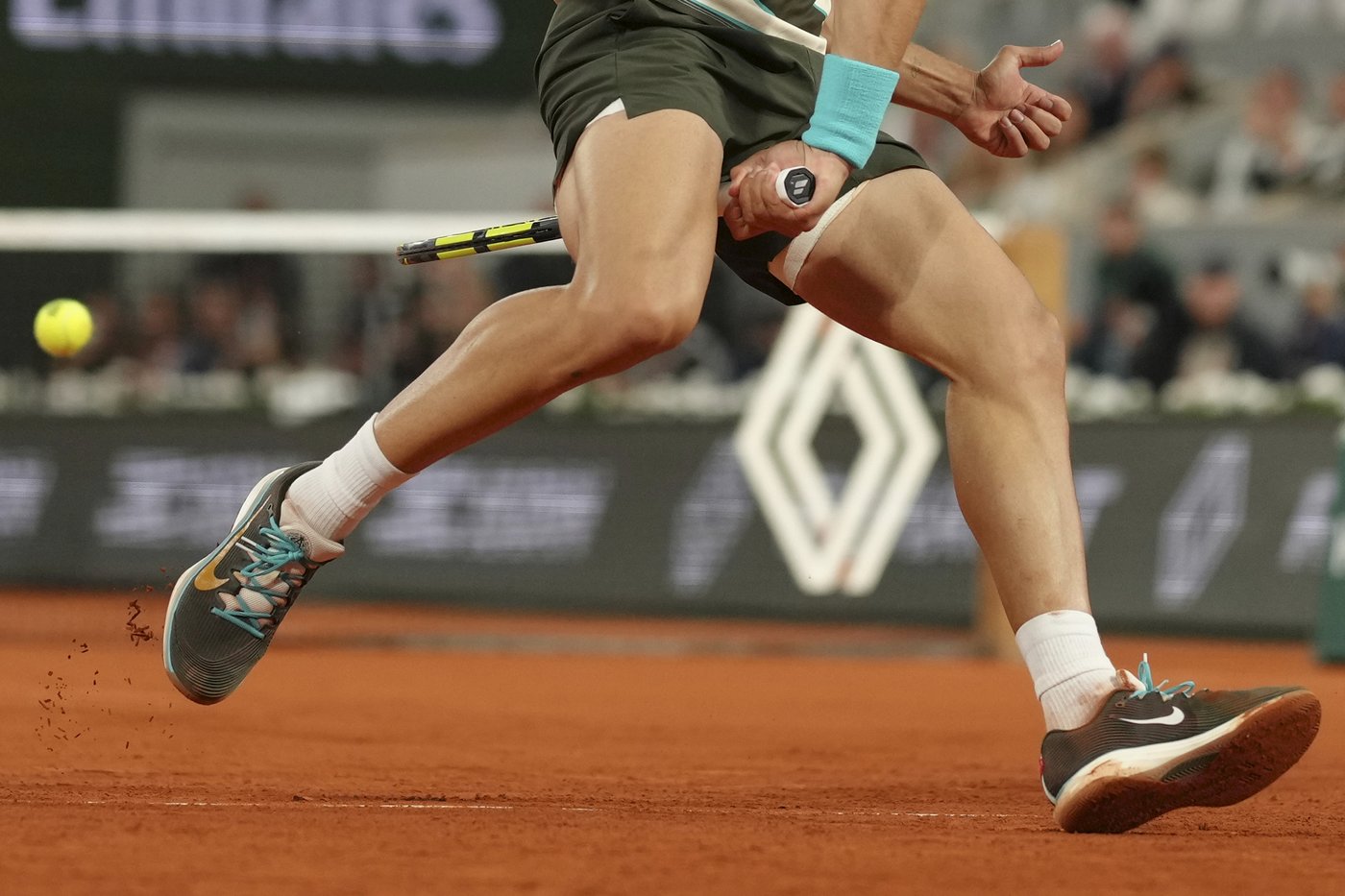 PHOTO COLLECTION: Best of French Open Tennis Semifinals | iNFOnews.ca