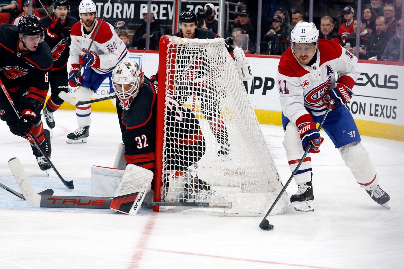 Quick strikes from Caufield and Anderson help Canadiens rally for 7-5 win over Hurricanes | iNFOnews.ca