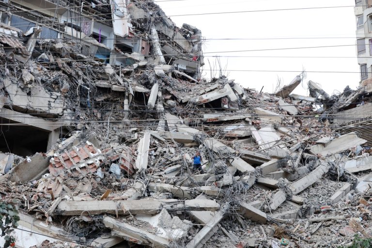 World leaders react with offers and solidarity after powerful quakes hit Venezuela | iNFOnews.ca