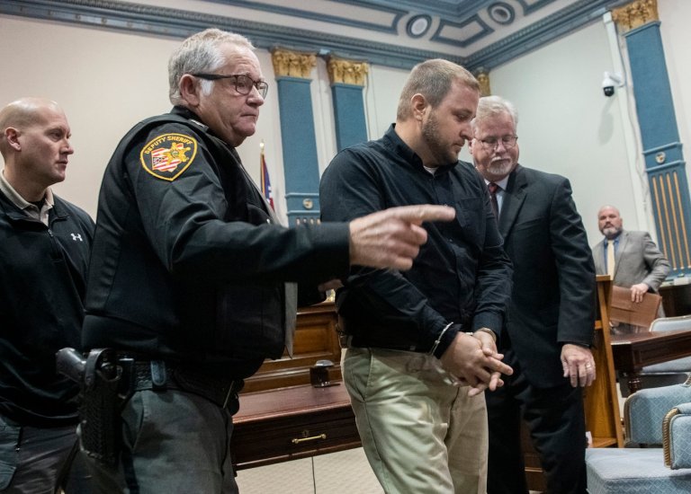 Former Ohio missionary pleads guilty to molesting 2 boys in Haiti | iNFOnews.ca