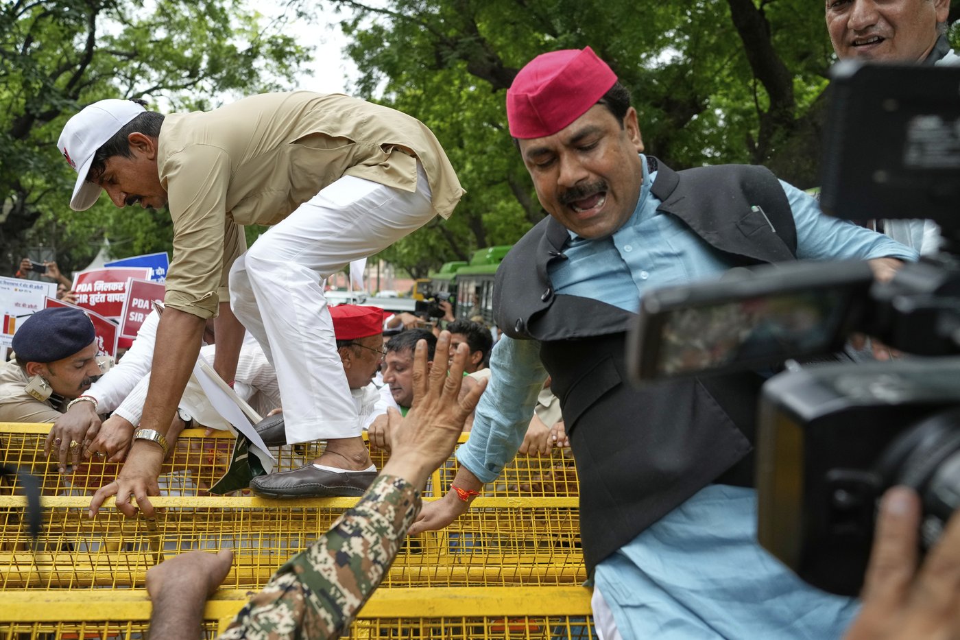 India's opposition parties protest against a controversial electoral roll revision | iNFOnews.ca