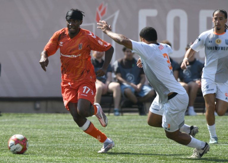 Forge into Canadian Championship semis with 3-2 aggregate win over Saint-Laurent | iNFOnews.ca