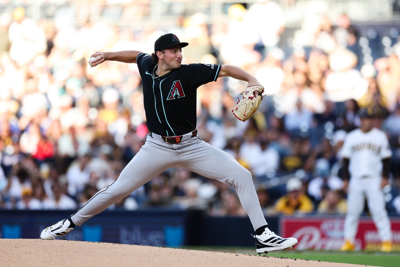 Kepler homers and drives in 4 runs to lead Diamondbacks to an 8-0 win over Padres | iNFOnews.ca Kepler homers and drives in 4 runs to lead Diamondbacks to an 8-0 win over Padres | iNFOnews.ca