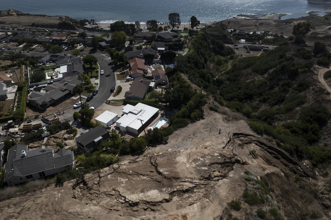Residents of landslide-stricken city in California to get financial help | iNFOnews.ca