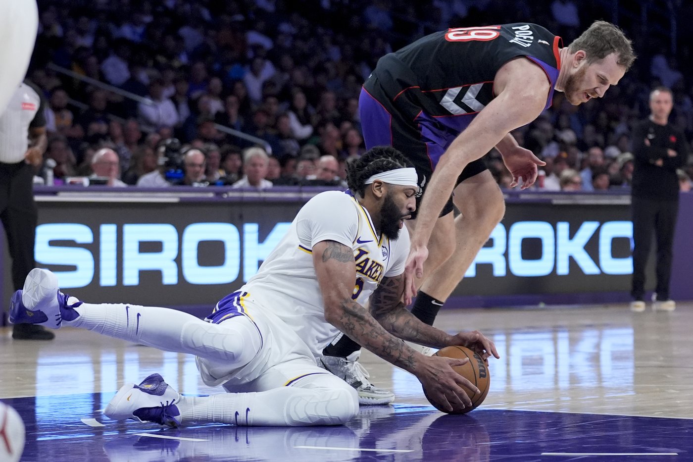LeBron James gets 2nd straight triple-double as Lakers dunk Raptors 123-103 | iNFOnews.ca LeBron James gets 2nd straight triple-double as Lakers dunk Raptors 123-103 | iNFOnews.ca