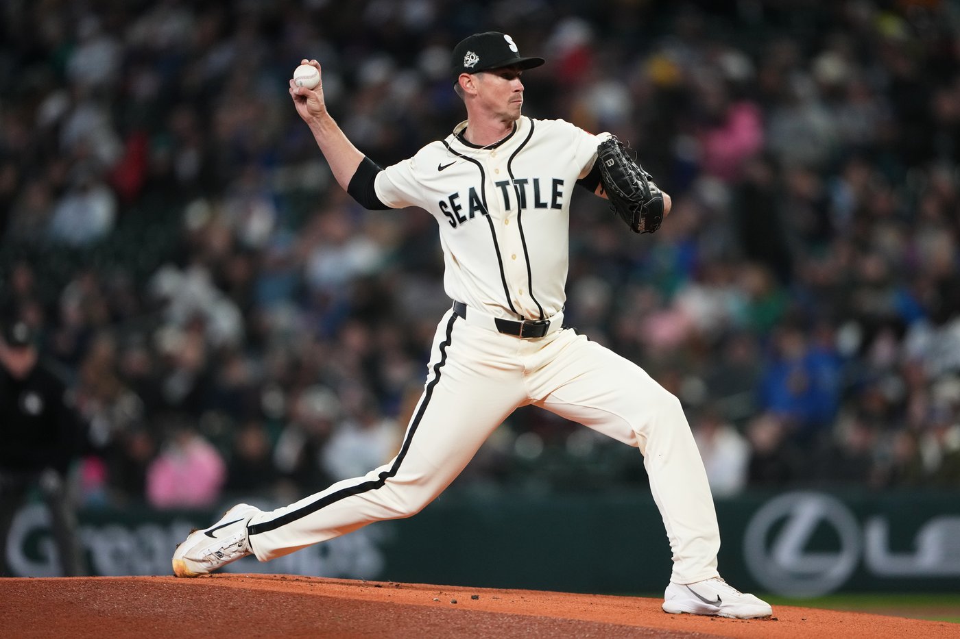 Hancock tosses 6 no-hit innings, Donovan homers as Mariners beat Guardians 8-0 | iNFOnews.ca