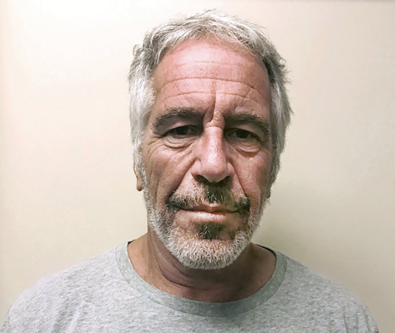 Who else appears to be in the Jeffrey Epstein 50th birthday book? | iNFOnews.ca
