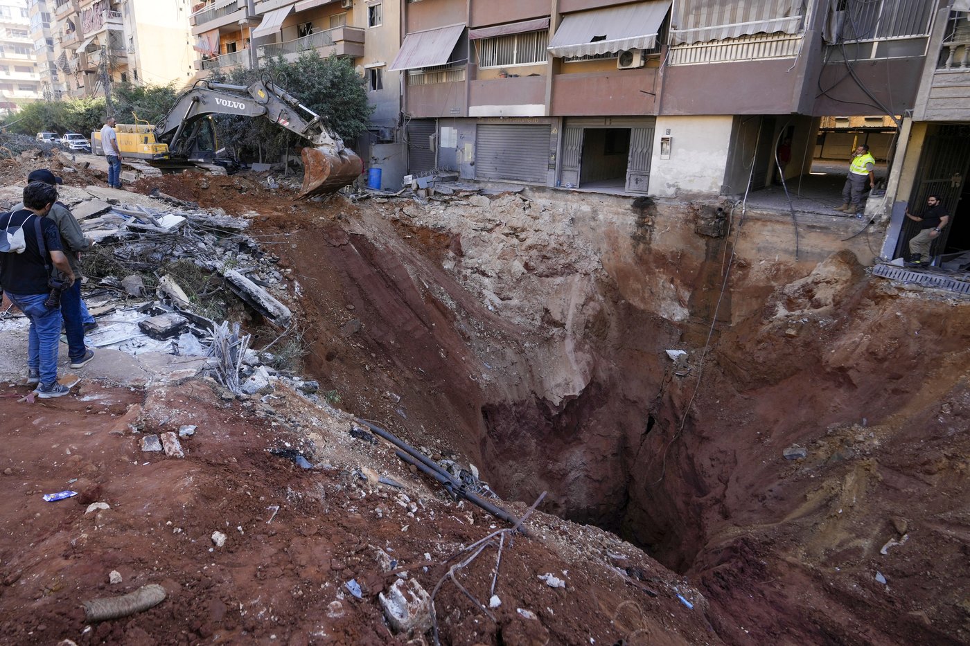 Images offer a close-up look at the site of Nasrallah's assassination | iNFOnews.ca Images offer a close-up look at the site of Nasrallah's assassination | iNFOnews.ca
