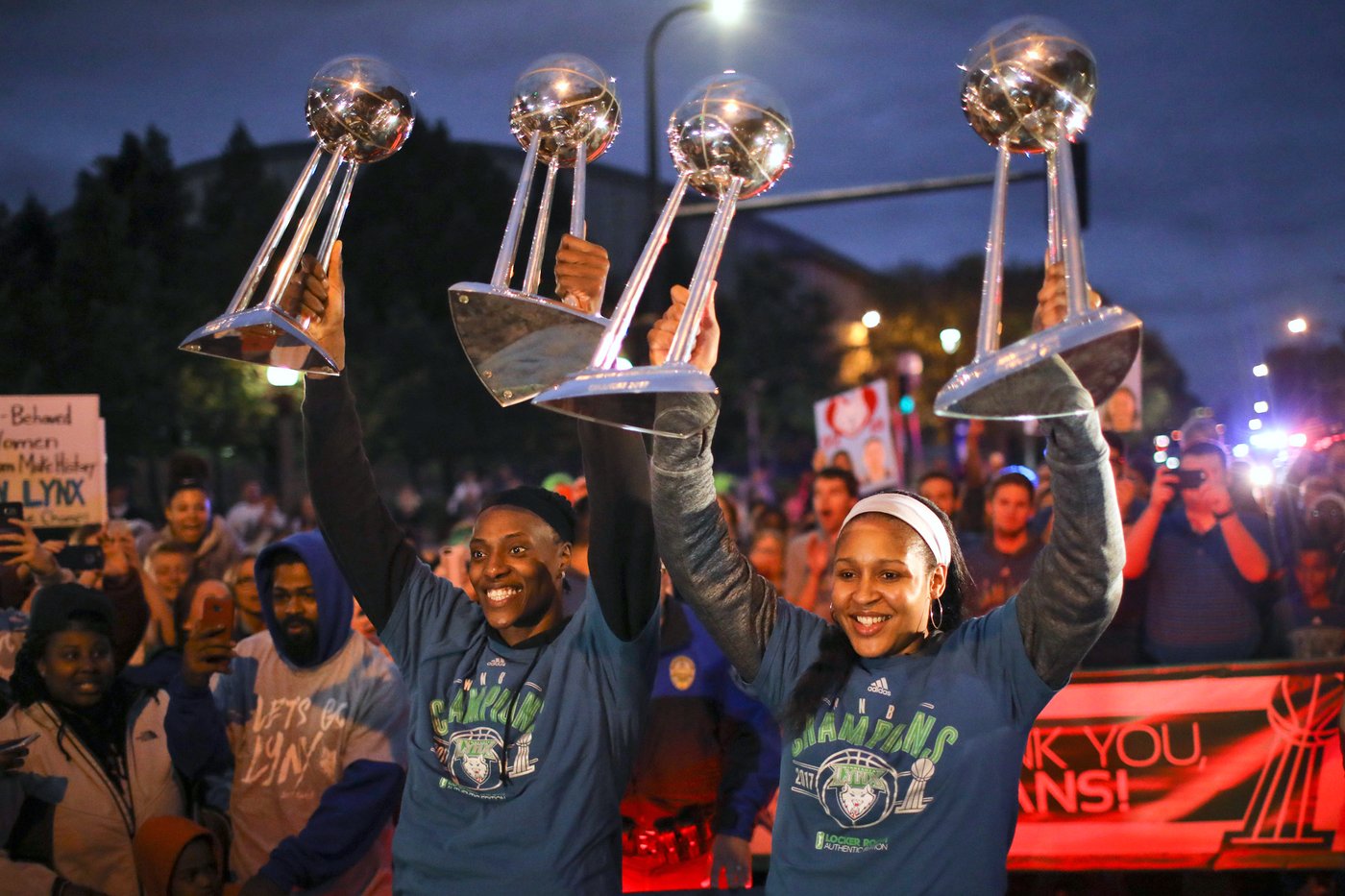 Lynx quartet: Moore and Fowles joining former Lynx teammates Whalen, Augustus in the Hall of Fame | iNFOnews.ca Lynx quartet: Moore and Fowles joining former Lynx teammates Whalen, Augustus in the Hall of Fame | iNFOnews.ca