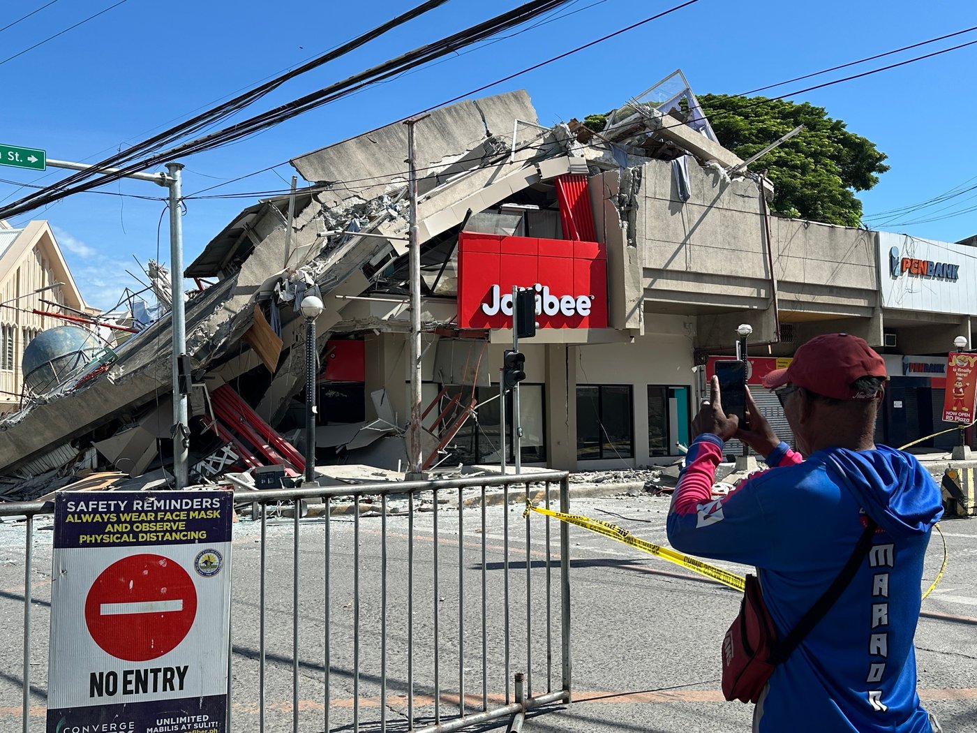 Photos show the aftermath of an earthquake in the southern Philippines | iNwheels