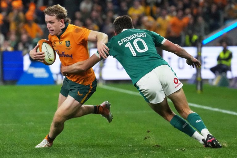 Ireland scores late try to beat Australia 33-31 at Nations Championship match in Sydney | iNFOnews.ca