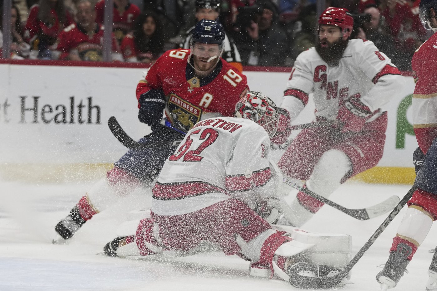 Panthers score five third-period goals to blow past Hurricanes 6-2, one win away from another Cup final | iNFOnews.ca