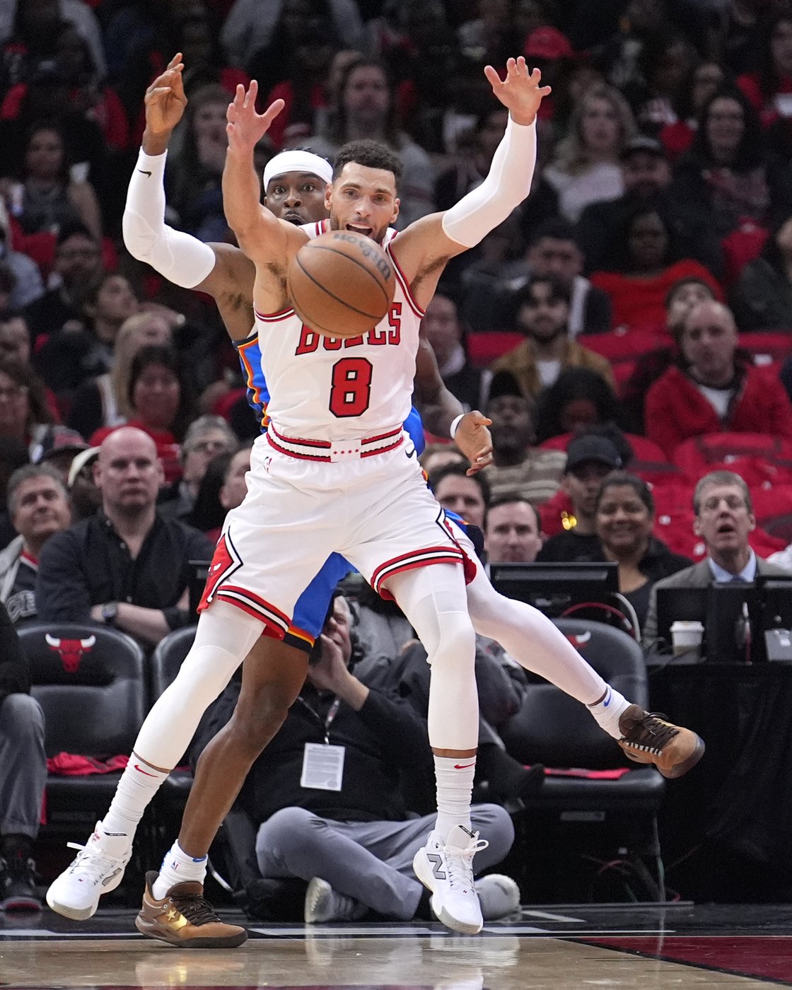 Gilgeous-Alexander, Holmgren lead Thunder to easy win over Bulls, 114-95 | iNFOnews.ca