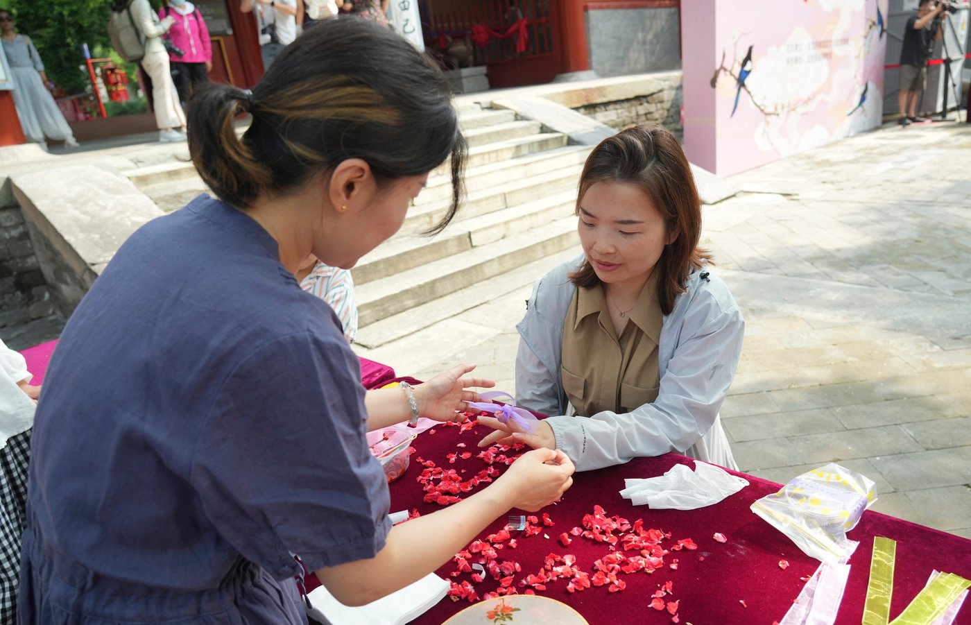 Chinese Valentine’s Day is rooted in legend and tradition, not just romance | iNFOnews.ca