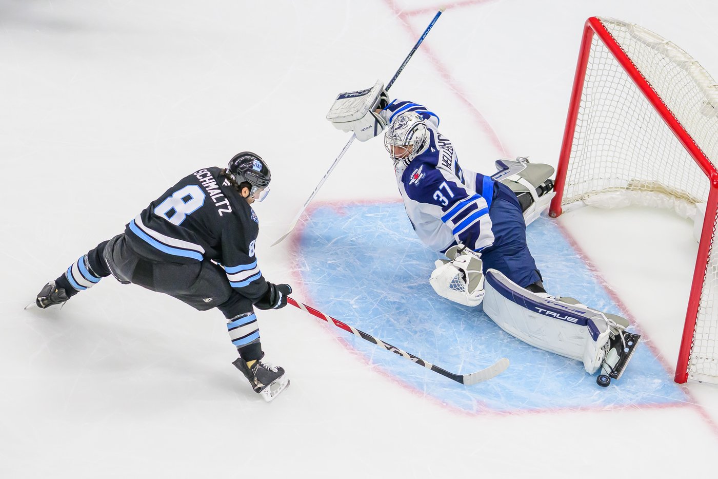 Utah routs Kraken 7-1, snapping Seattle's 3-game winning streak | iNFOnews.ca