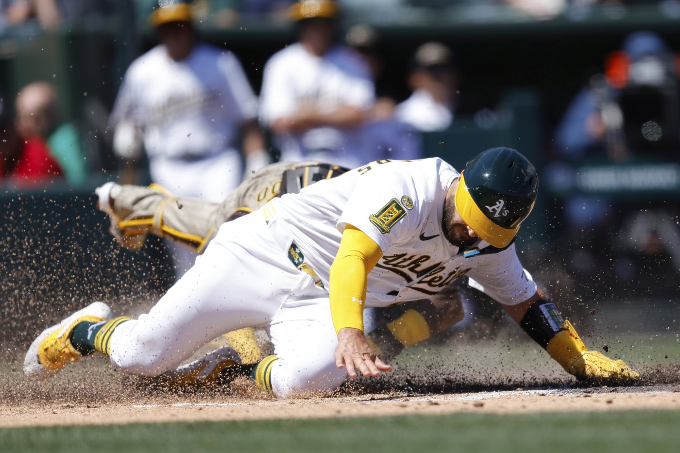 Vásquez, Bogaerts help short-handed Padres beat Athletics 2-1, win series | iNFOnews.ca Vásquez, Bogaerts help short-handed Padres beat Athletics 2-1, win series | iNFOnews.ca