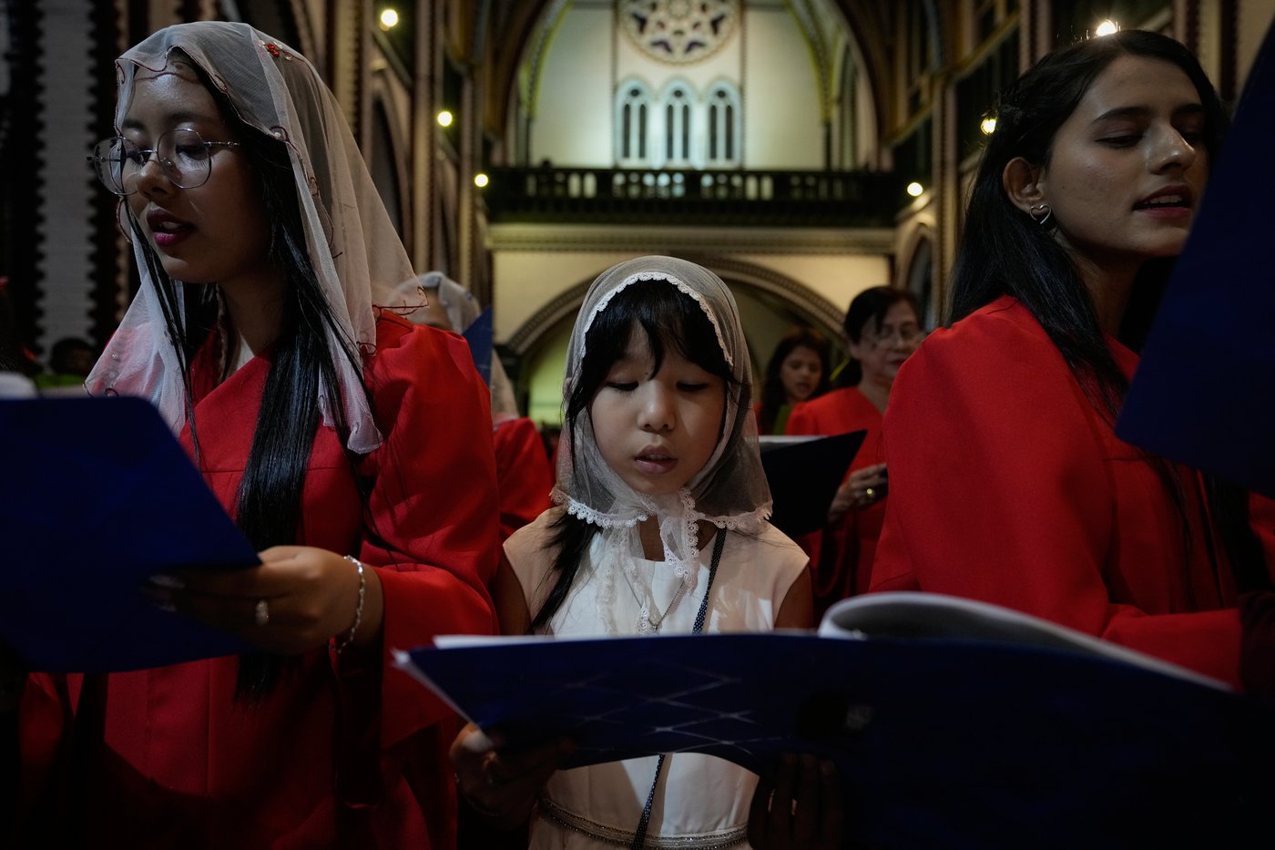 Photos of Christmas celebrations around the world | iNFOnews.ca