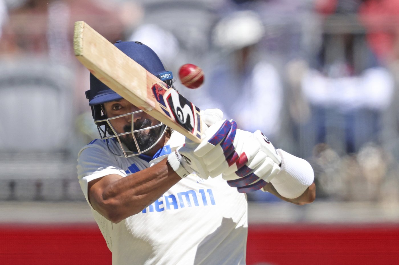 What is the IPL auction and who are the main players? | iNFOnews.ca