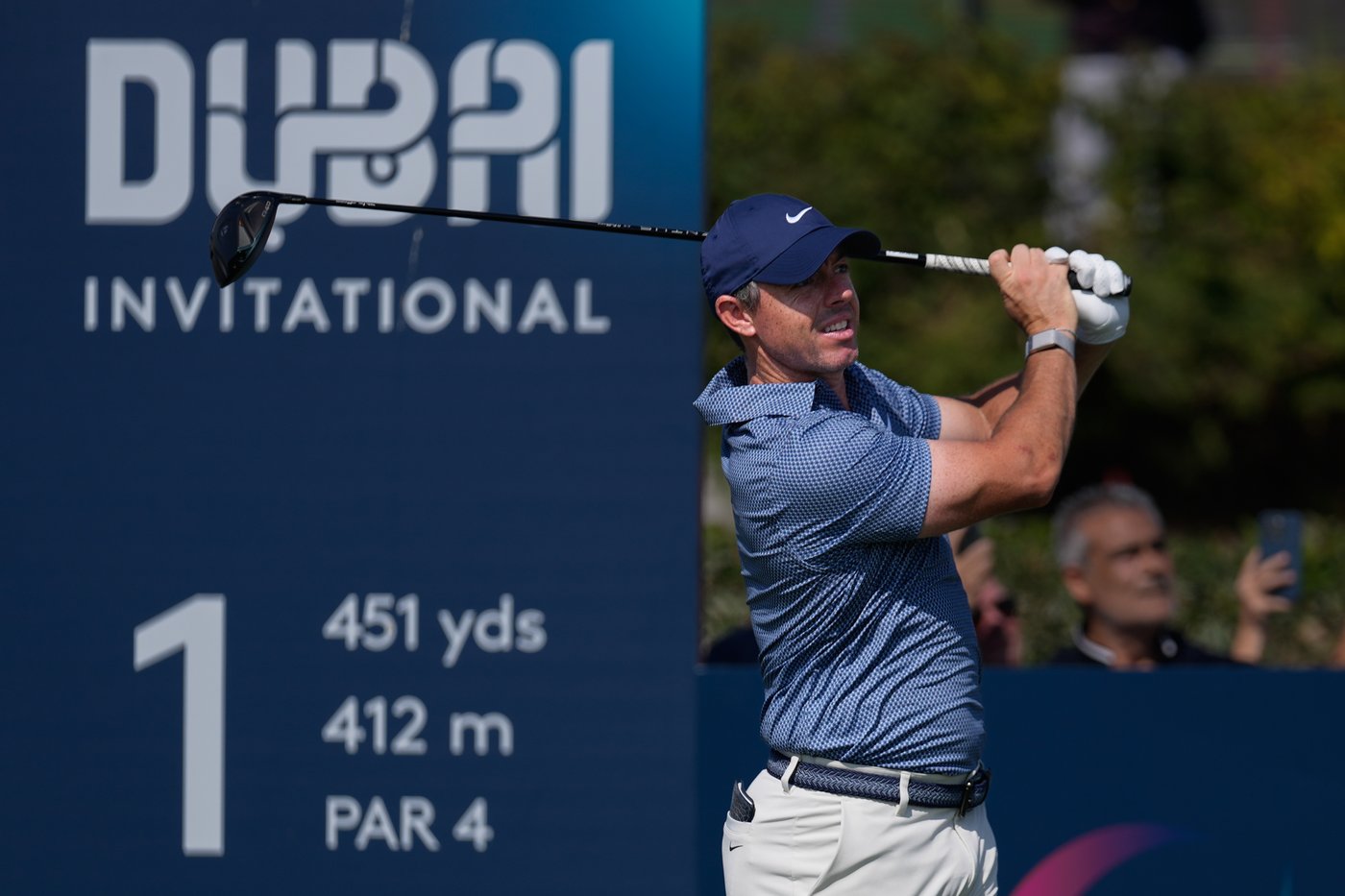 Elvira pounces on final-hole errors by McIlroy and Lowry to win Dubai Invitational | iNFOnews.ca Elvira pounces on final-hole errors by McIlroy and Lowry to win Dubai Invitational | iNFOnews.ca