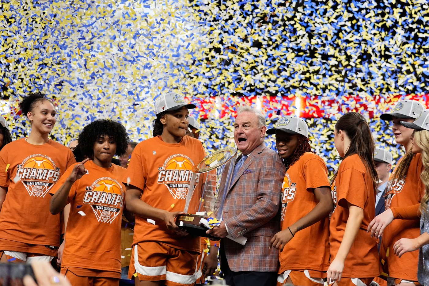No. 4 Texas beats No. 3 South Carolina 78-61 for its first women's SEC Tournament title | iNFOnews.ca
