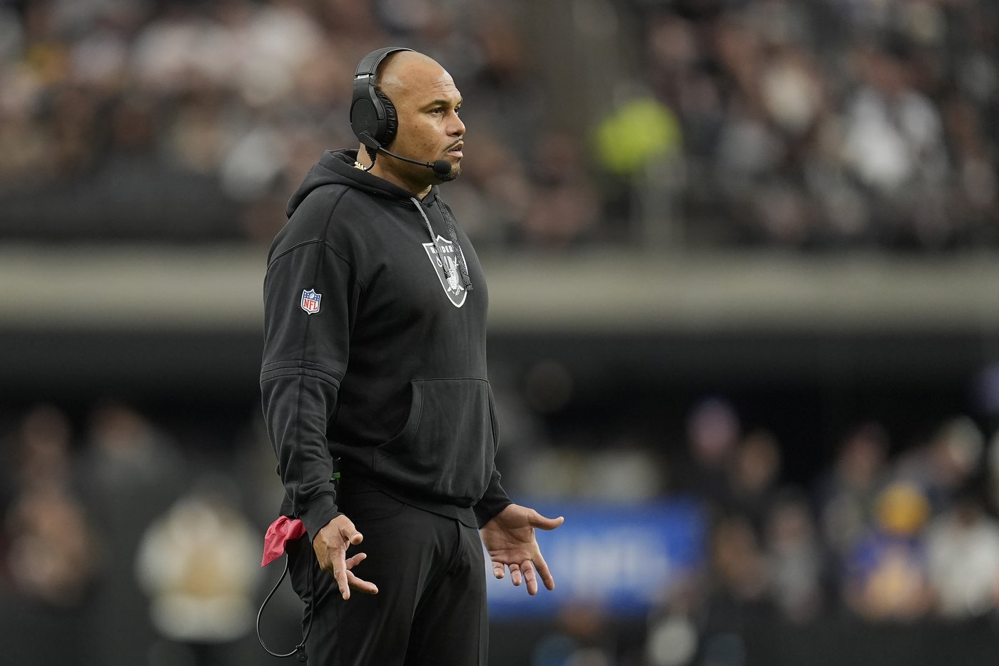Raiders fire coach Antonio Pierce after he goes 4-13 in lone full season | iNFOnews.ca Raiders fire coach Antonio Pierce after he goes 4-13 in lone full season | iNFOnews.ca