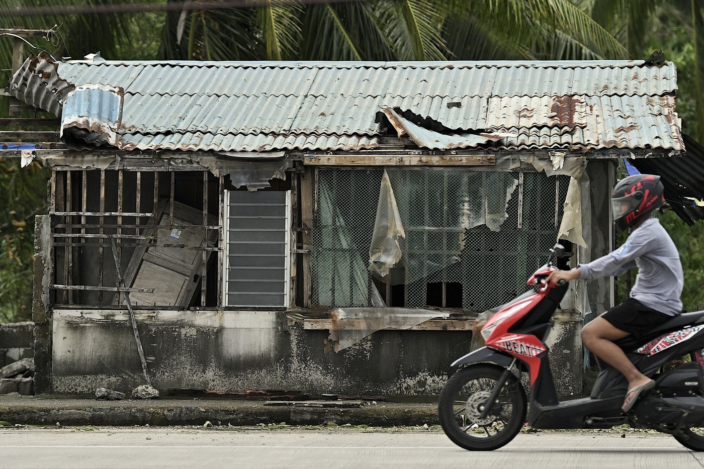 Typhoon floods villages, rips off roofs and damages 2 domestic airports in northern Philippines | iNFOnews.ca Typhoon floods villages, rips off roofs and damages 2 domestic airports in northern Philippines | iNFOnews.ca