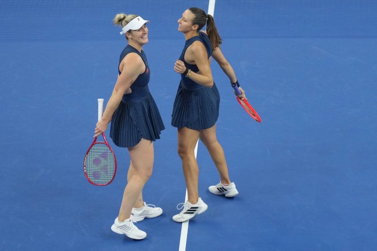 Canada's Dabrowski and Brazil's Stefani win doubles semifinal at Wuhan Open | iNFOnews.ca