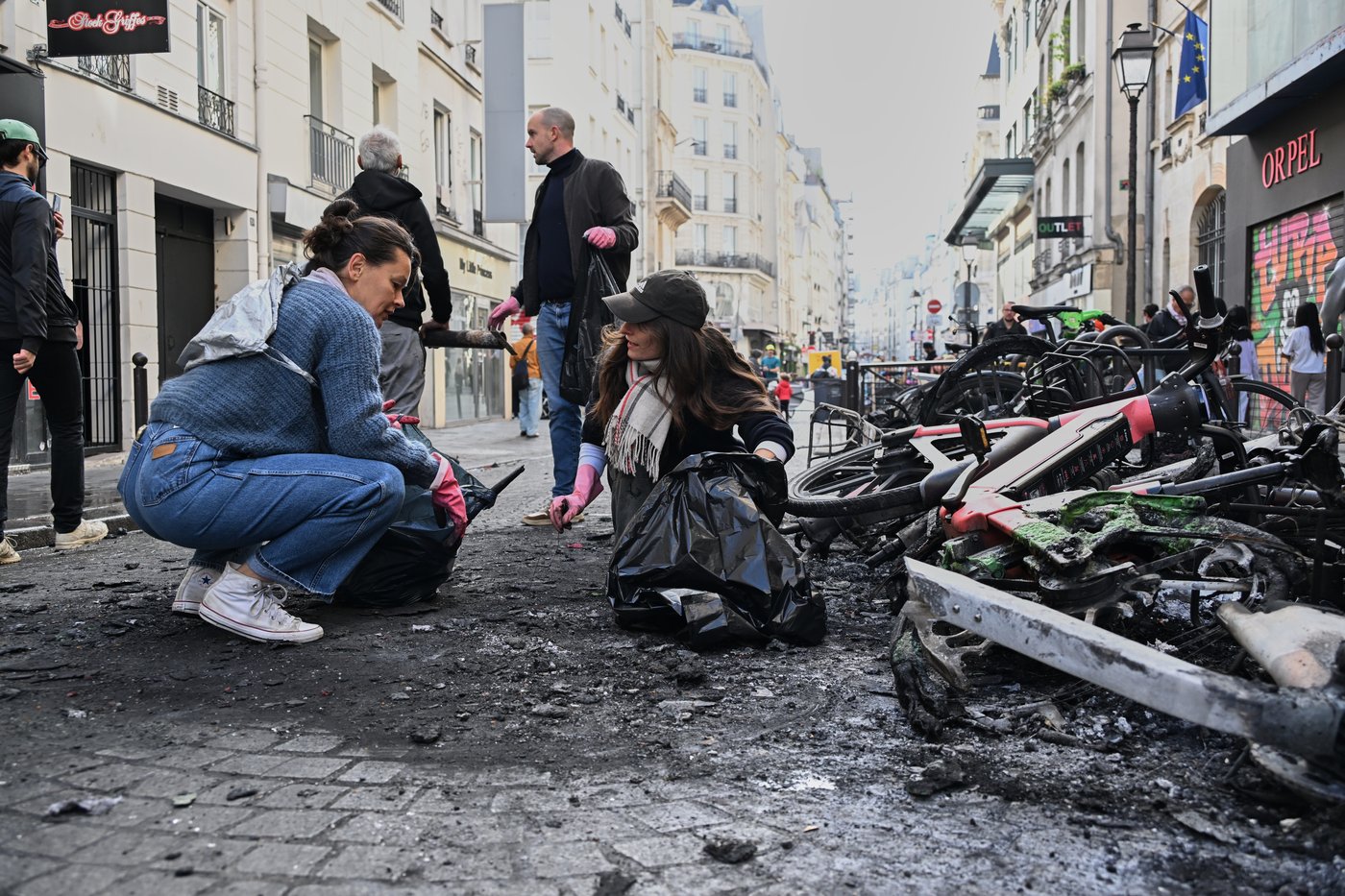 Macron condemns those who 'sought to bring down the Republic' after rioting mars nationwide protests | iNFOnews.ca