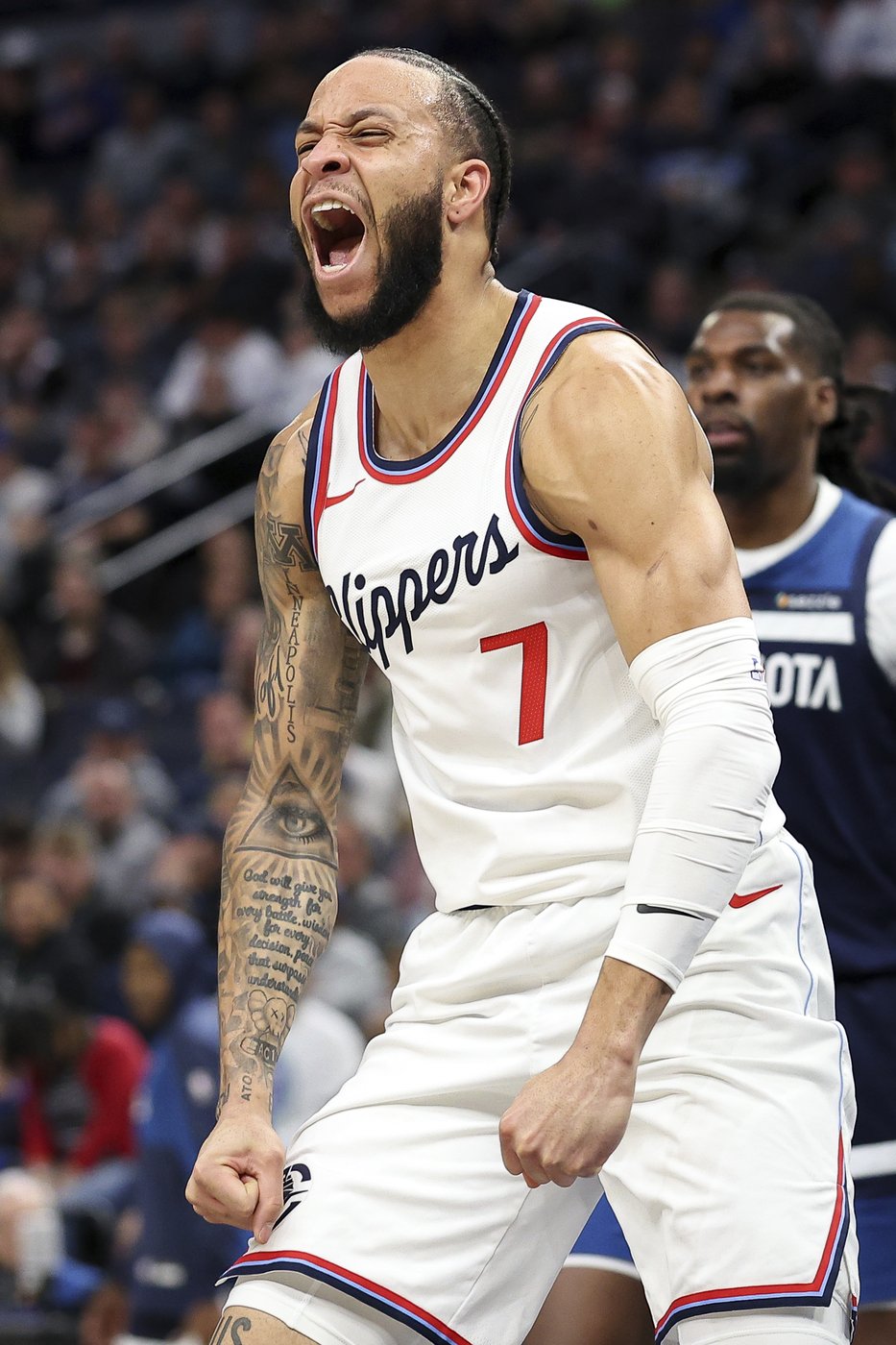 Edwards scores 37 to lead Timberwolves past Clippers 108-106 | iNFOnews.ca Edwards scores 37 to lead Timberwolves past Clippers 108-106 | iNFOnews.ca
