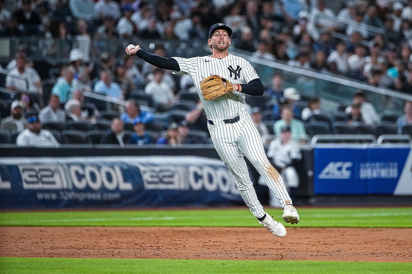 Yankees put Ryan McMahon on injured list with a throat infection and recall Oswaldo Cabrera | iNFOnews.ca
