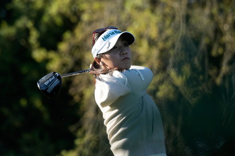 Lydia Ko posts career-low 60 and only leads bye 1 shot in LPGA's Phoenix stop | iNFOnews.ca